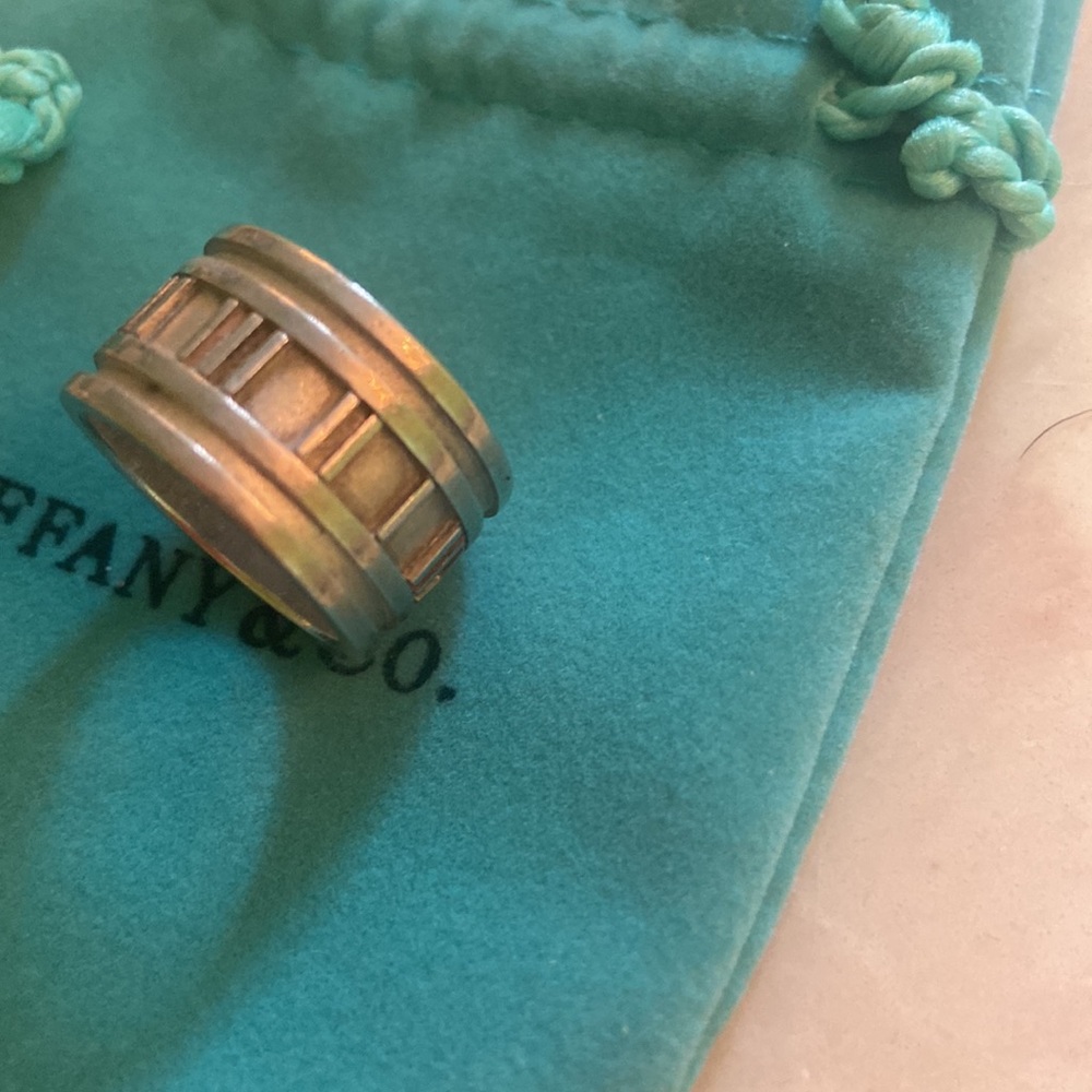 Tiffany & Co. Atlas Ring Size 5 - Picture 2 of 4